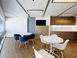 Gateway East (D7), Office #600642921